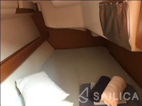 Sun Odyssey 36i - Yacht Charter Sailica