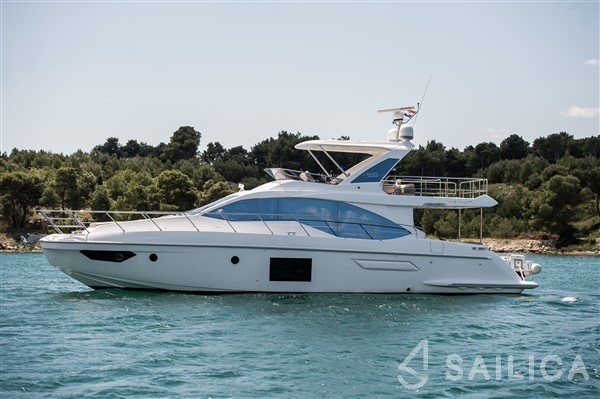 Azimut 55 - Yacht Charter Sailica