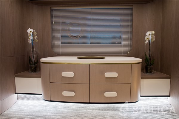 Azimut 55 - Yacht Charter Sailica