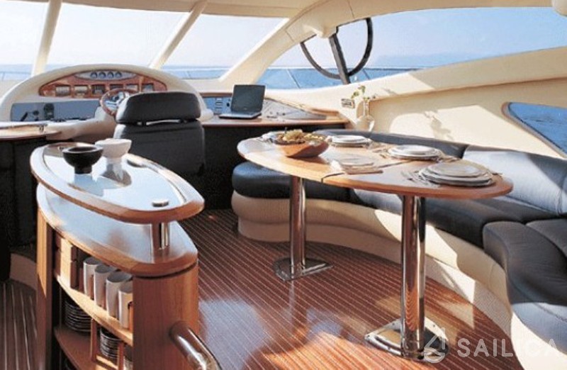 Azimut 55 - Yacht Charter Sailica