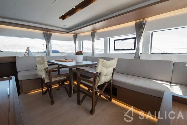 Lagoon 50 - Yacht Charter Sailica