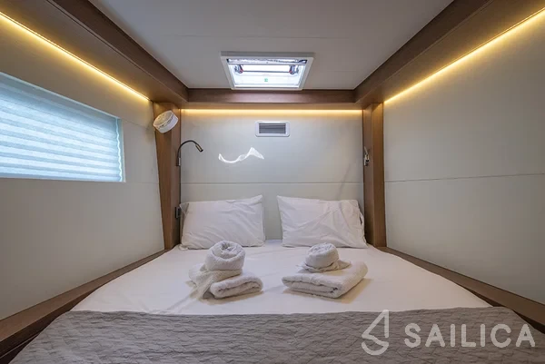 Lagoon 50 - Yacht Charter Sailica