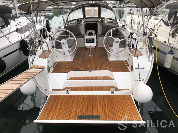 Bavaria 46 Cruiser - Yacht Charter Sailica