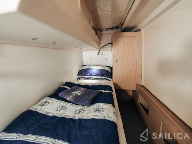 Monte Carlo 5 - Yacht Charter Sailica