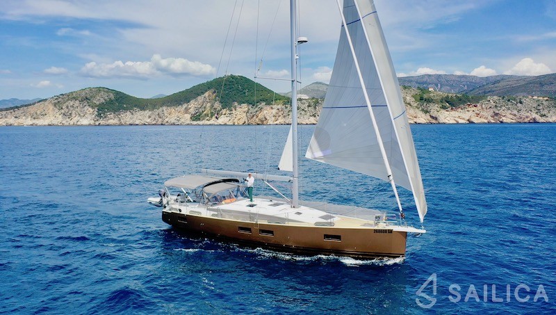 Jeanneau 51 - Yacht Charter Sailica