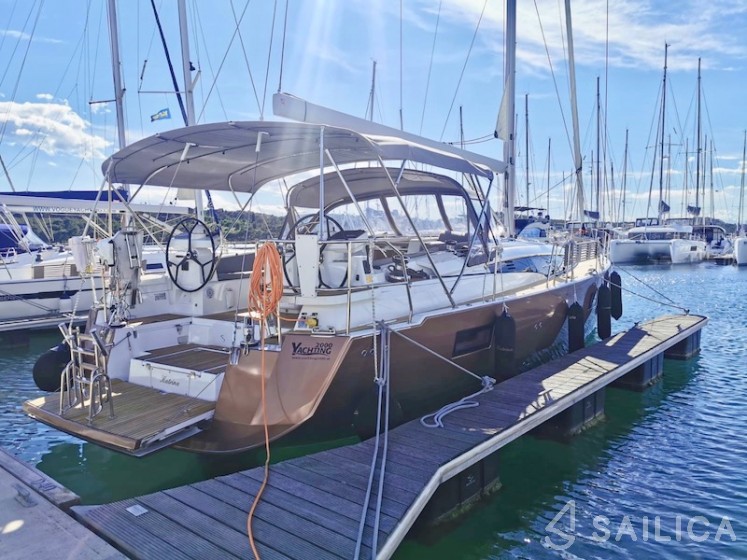 Jeanneau 51 - Yacht Charter Sailica