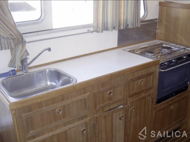 Husky Dane - Yacht Charter Sailica
