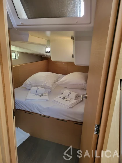 Sun Odyssey 490 - Yacht Charter Sailica