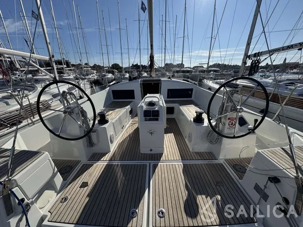 Sun Odyssey 440 - Yacht Charter Sailica
