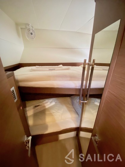 Lagoon 52F - Yacht Charter Sailica