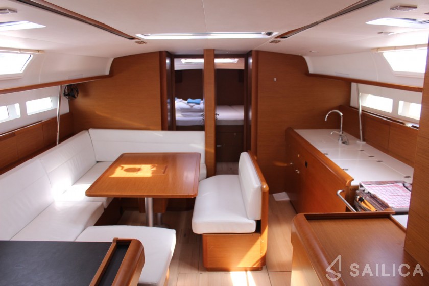 Sun Odyssey 519 - Yacht Charter Sailica