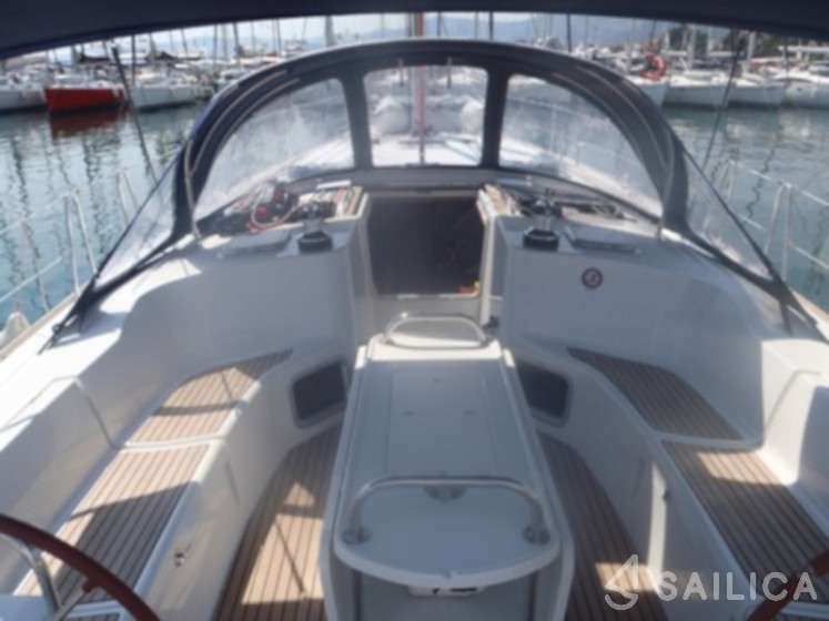 Sun Odyssey 49i - Yacht Charter Sailica