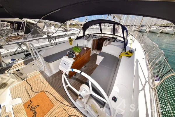 Bavaria 46 Cruiser - Yacht Charter Sailica