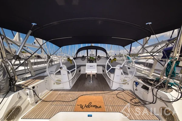 Bavaria 46 Cruiser - Yacht Charter Sailica