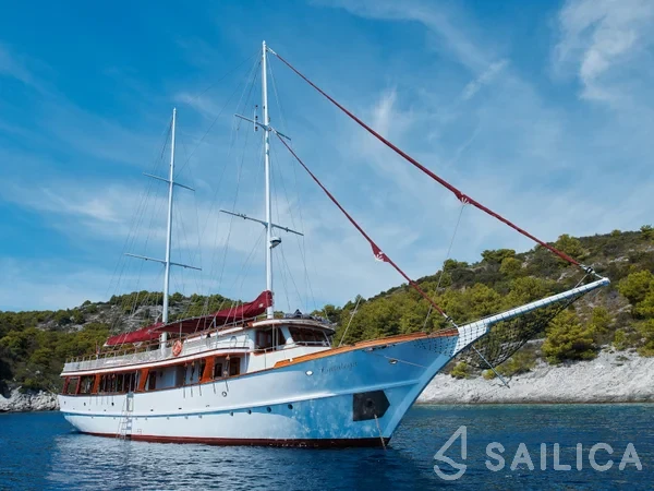 Gulet - Yacht Charter Sailica