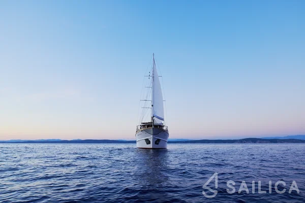 Gulet - Yacht Charter Sailica