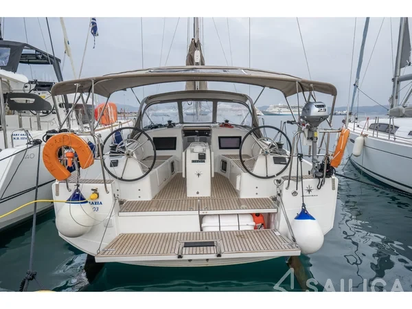 Sun Odyssey 410 - Yacht Charter Sailica