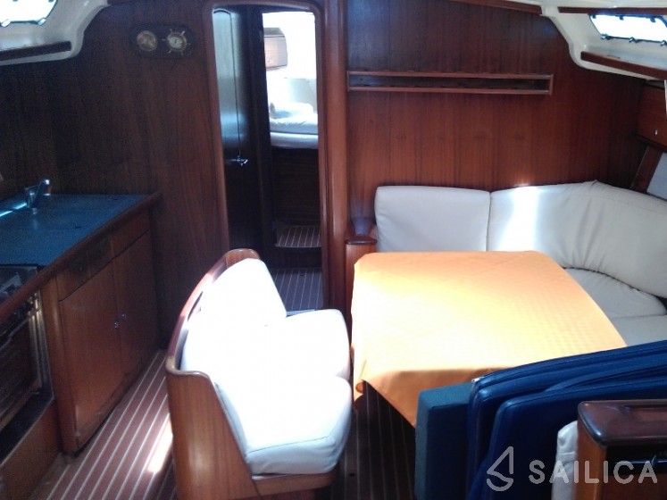 Bavaria 44 - Yacht Charter Sailica
