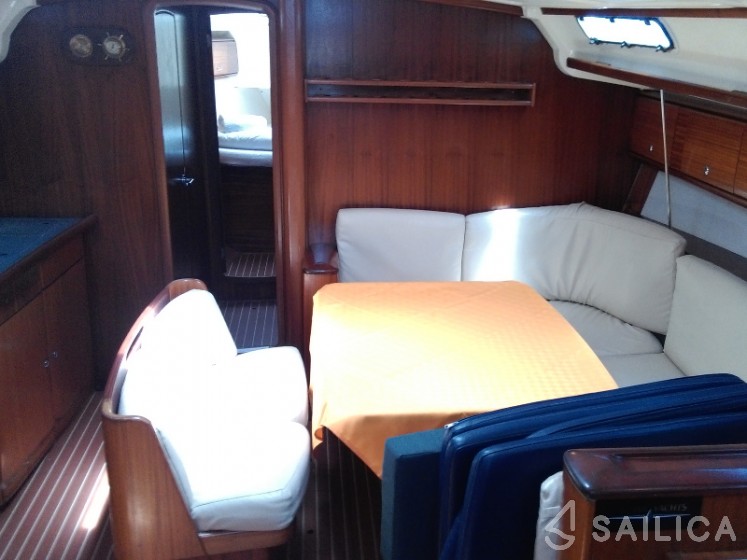 Bavaria 44 - Yacht Charter Sailica