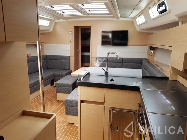 Hanse 458 - Yacht Charter Sailica