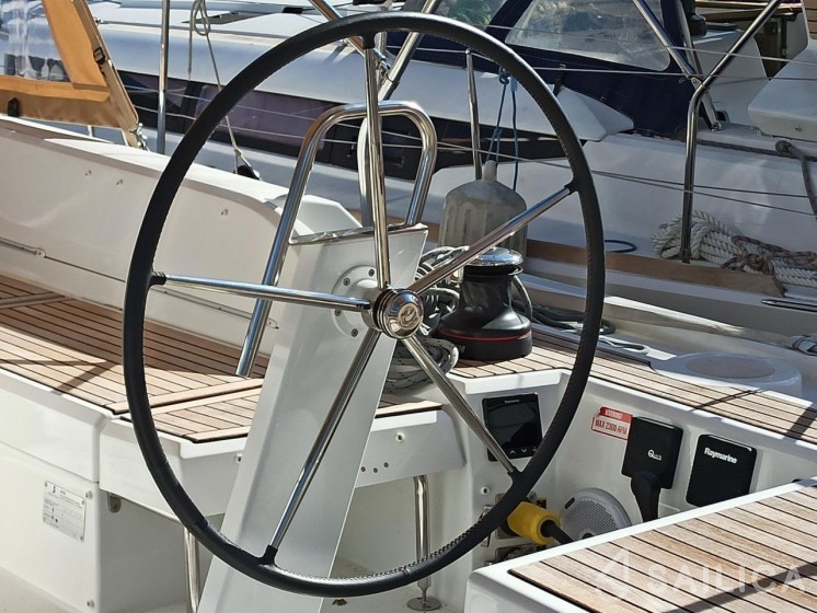 Oceanis 51.1 - Yacht Charter Sailica