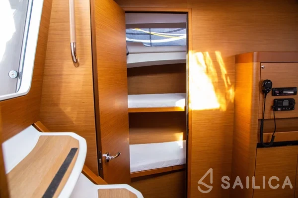 Sun Odyssey 490 - Yacht Charter Sailica