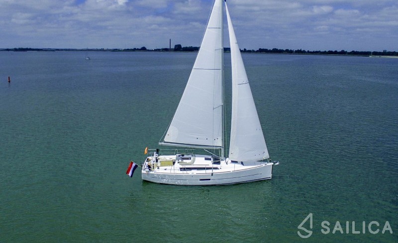 Dufour 360 Grand Large - Yacht Charter Sailica