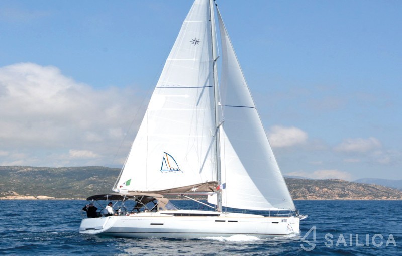 Sun Odyssey 519 - Yacht Charter Sailica