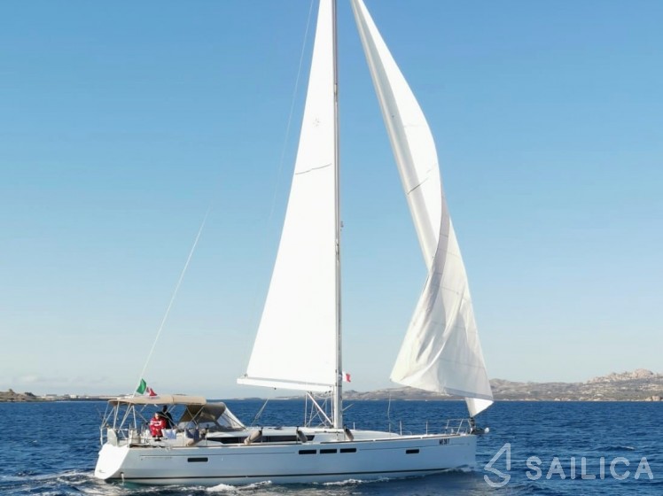 Sun Odyssey 519 - Yacht Charter Sailica