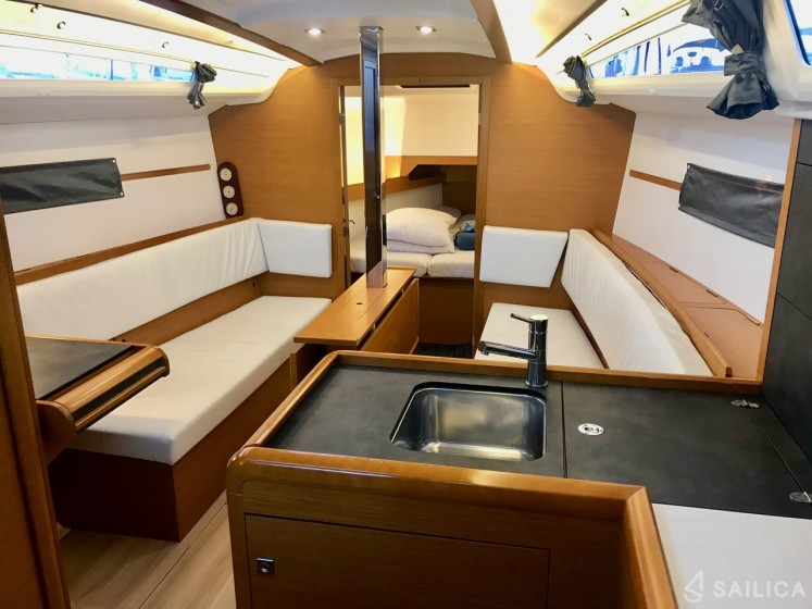 Sun Odyssey 349 - Yacht Charter Sailica
