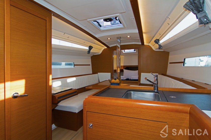 Sun Odyssey 349 - Yacht Charter Sailica