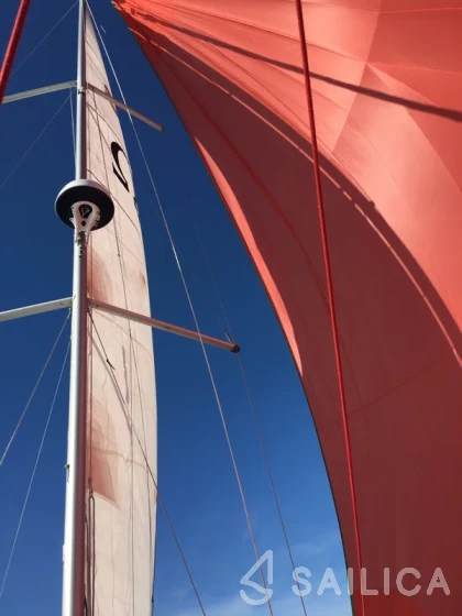 Oceanis 38 - Yacht Charter Sailica