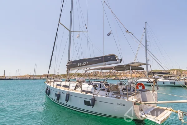 Hanse 458 - Yacht Charter Sailica