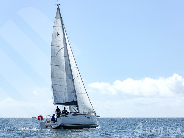 Sun Odyssey 349 - Yacht Charter Sailica