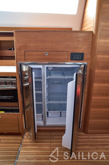 Elan Impression 45.1 - Yacht Charter Sailica