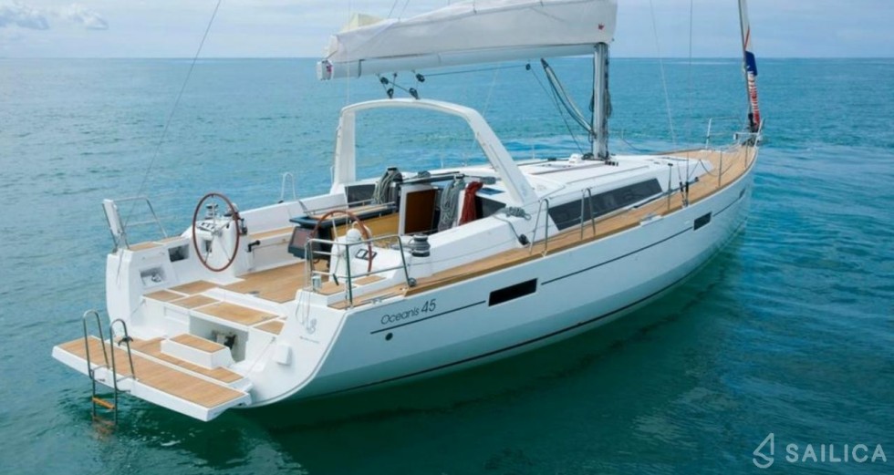 Oceanis 45 - Yacht Charter Sailica
