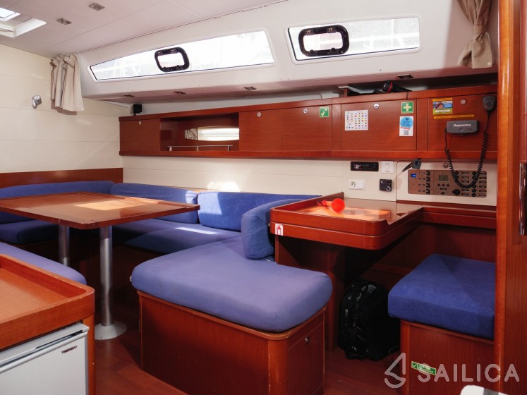 Oceanis 50 Family - Yacht Charter Sailica