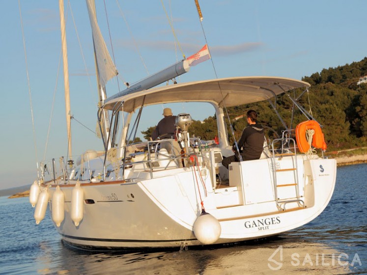 Oceanis 50 Family - Yacht Charter Sailica