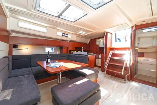 Hanse 458 - Yacht Charter Sailica
