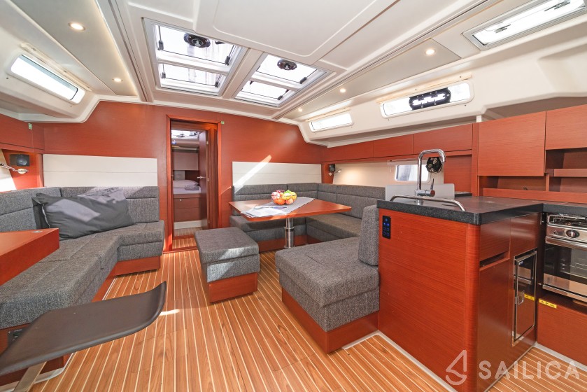 Hanse 458 - Yacht Charter Sailica