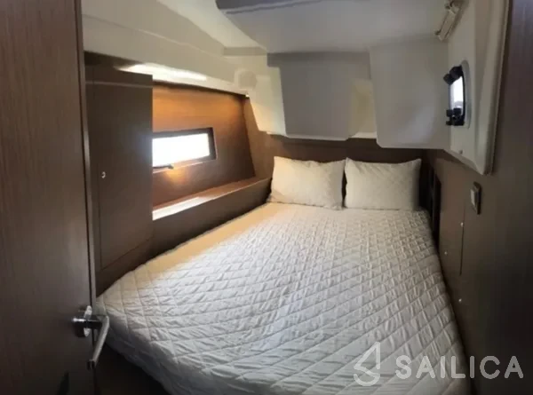 Oceanis 46.1 - Yacht Charter Sailica