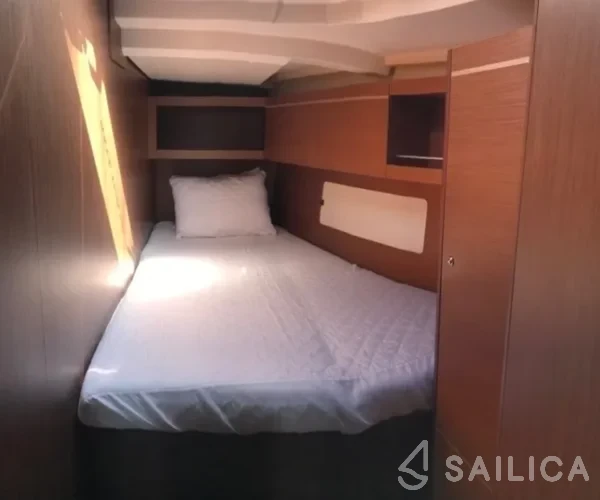 Oceanis 46.1 - Yacht Charter Sailica