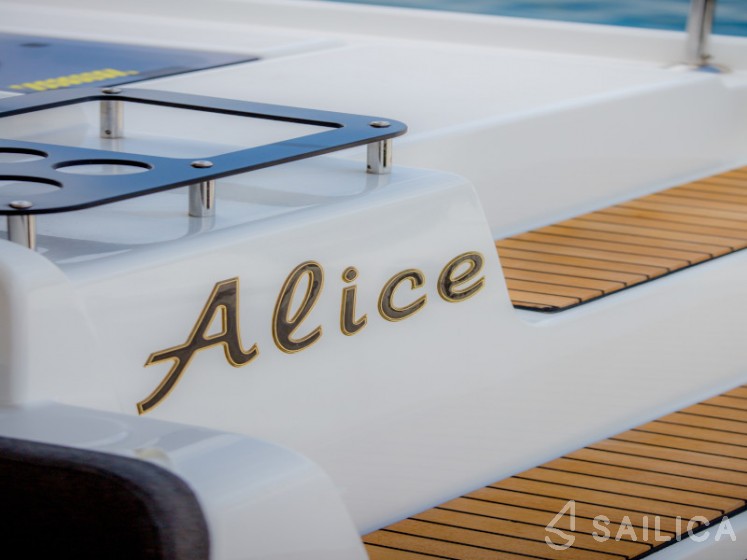 Lagoon 46  - Yacht Charter Sailica