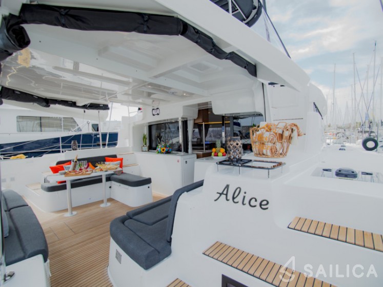 Lagoon 46  - Yacht Charter Sailica