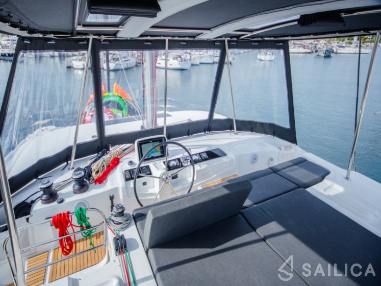 Lagoon 46  - Yacht Charter Sailica