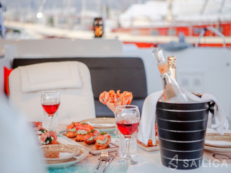 Lagoon 46  - Yacht Charter Sailica