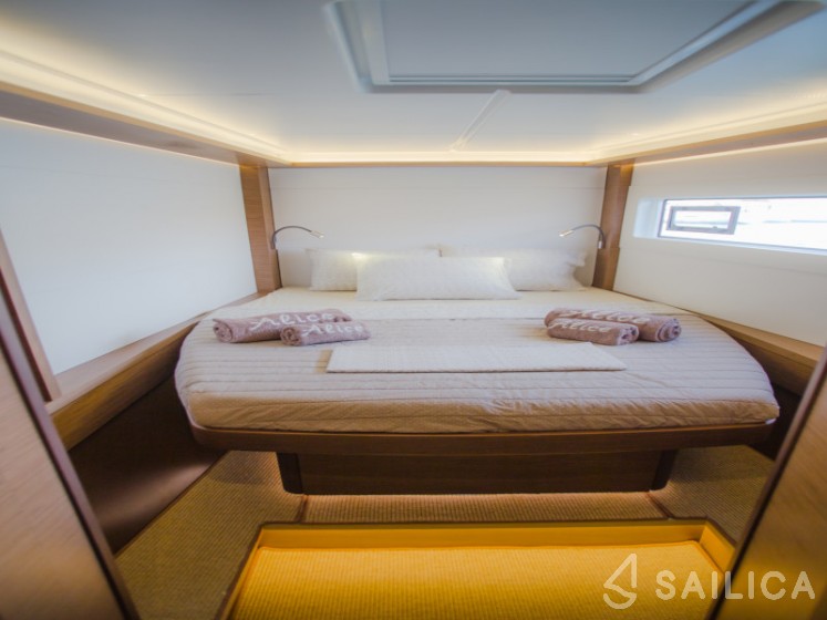 Lagoon 46  - Yacht Charter Sailica