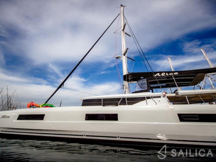 Lagoon 46  - Yacht Charter Sailica