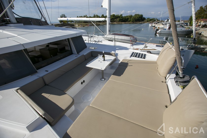 Bali 4.0 - Yacht Charter Sailica