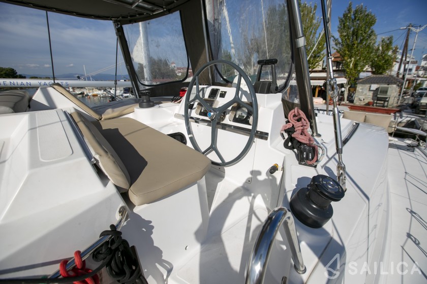 Bali 4.0 - Yacht Charter Sailica